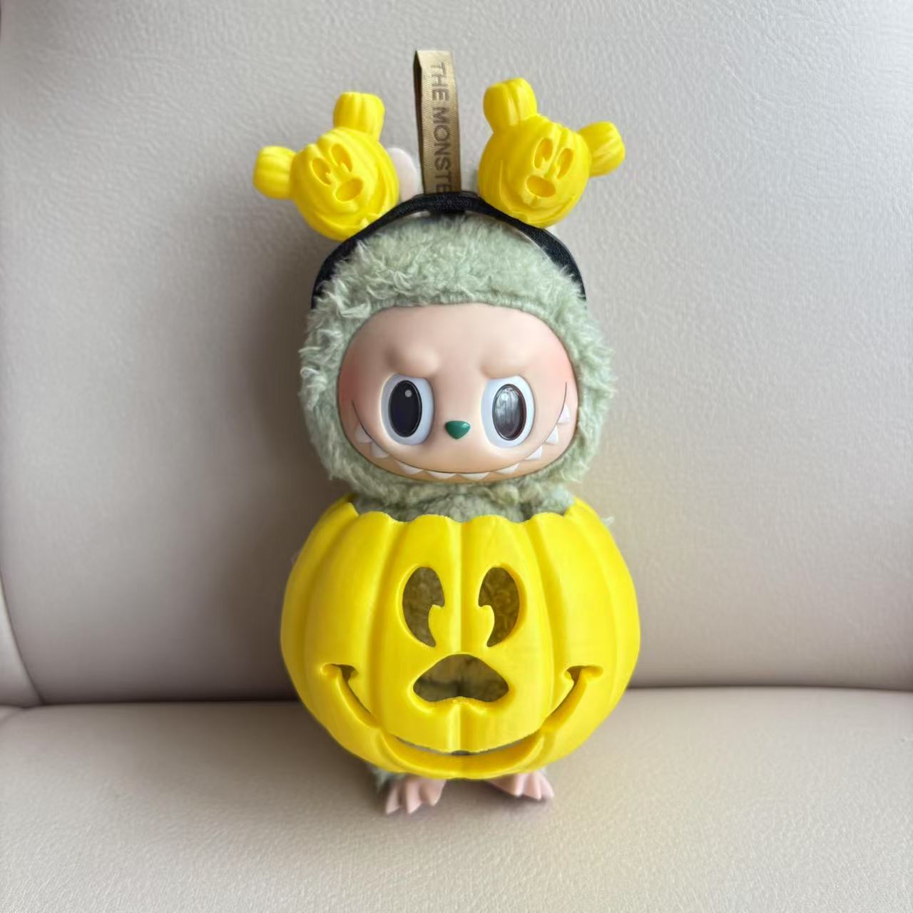 15cm Labubu Halloween Pumpkin Outfit with Gradient Color Clothes & Hand Carved Headband, Cosplay Costume for Labubu Doll